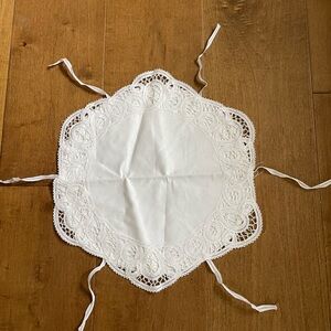 White Lace Jewelry Organizer